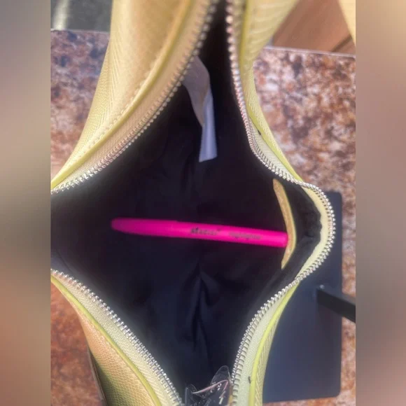 Kendall + Kylie Shoulder Bag - Picture 8 of 12